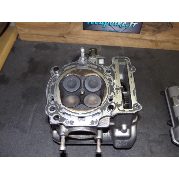 Culasse arrière complète Suzuki 1000 SV S 2004