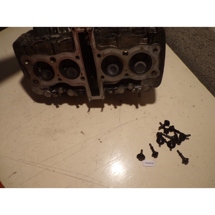 Culasse Yamaha FZ 1987