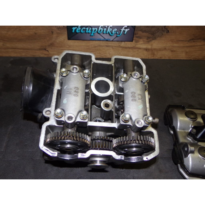 Culasse arrière complète Suzuki 1000 SV S 2004