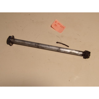 Axe roue arrière Kawasaki GT 550 1995