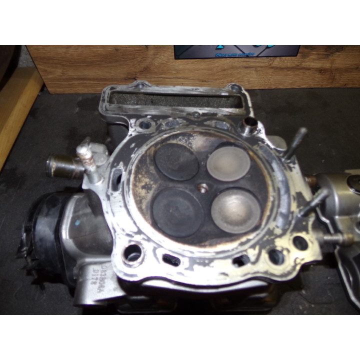 Culasse avant complète Suzuki 1000 SV S 2004