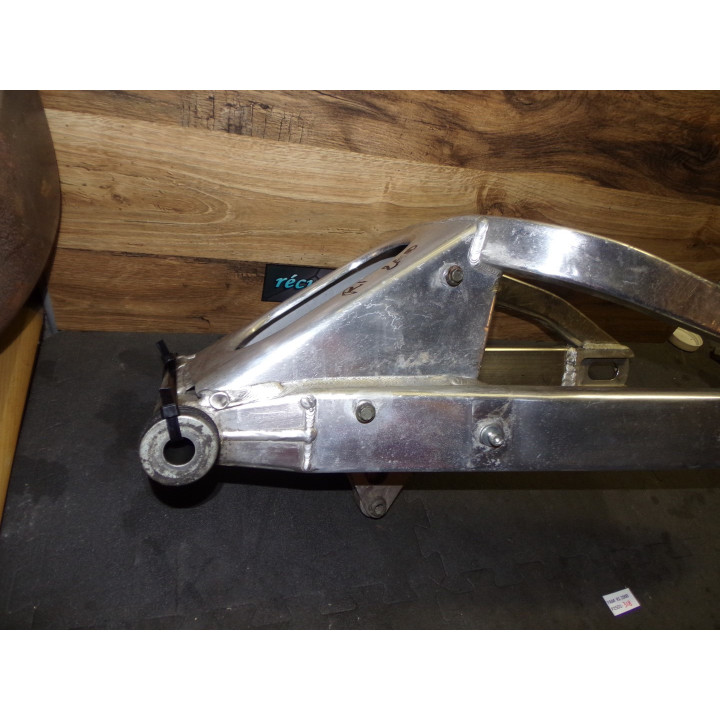 Bras oscillant Yamaha YZF-R1 2000