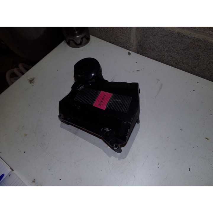 Carter sortie boite Kawasaki ZR-7 2000 (lot1)