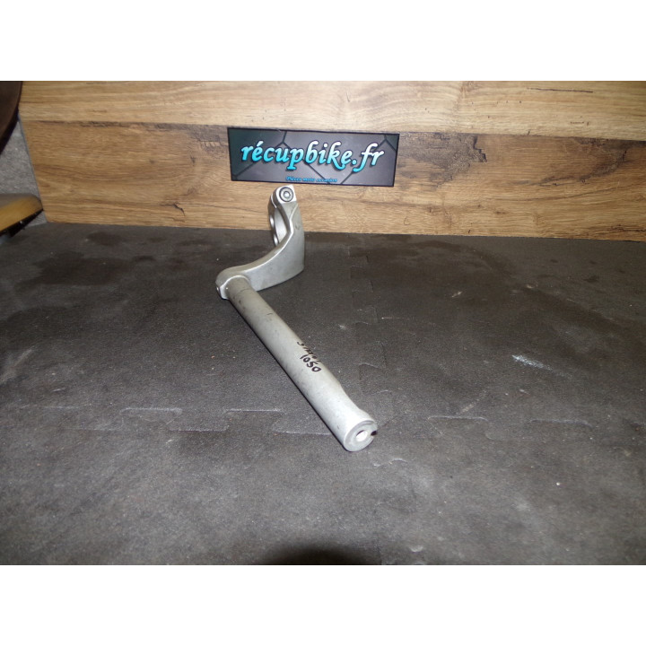 Demi guidon droit Triumph 1050 ST 2005