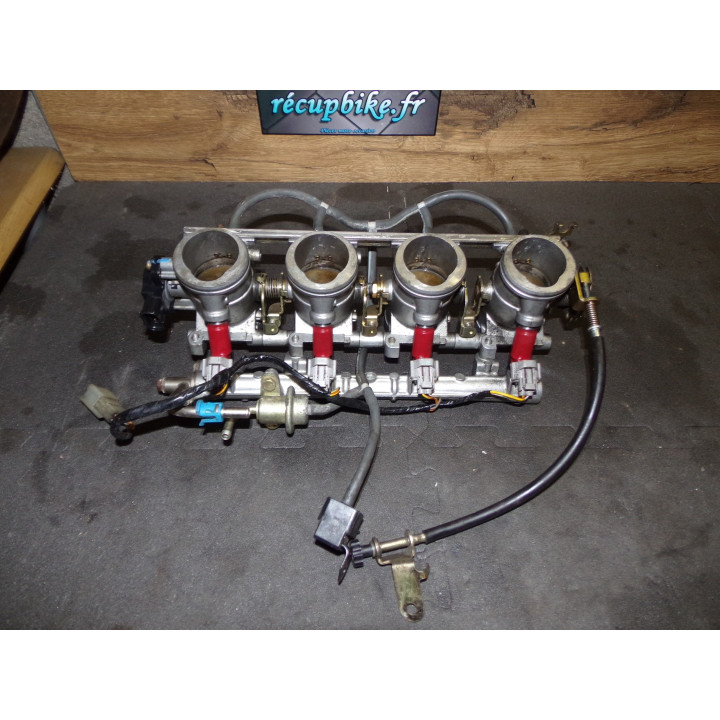 Boitier papillon injecteur occasion Suzuki 750 GSX-R 2001