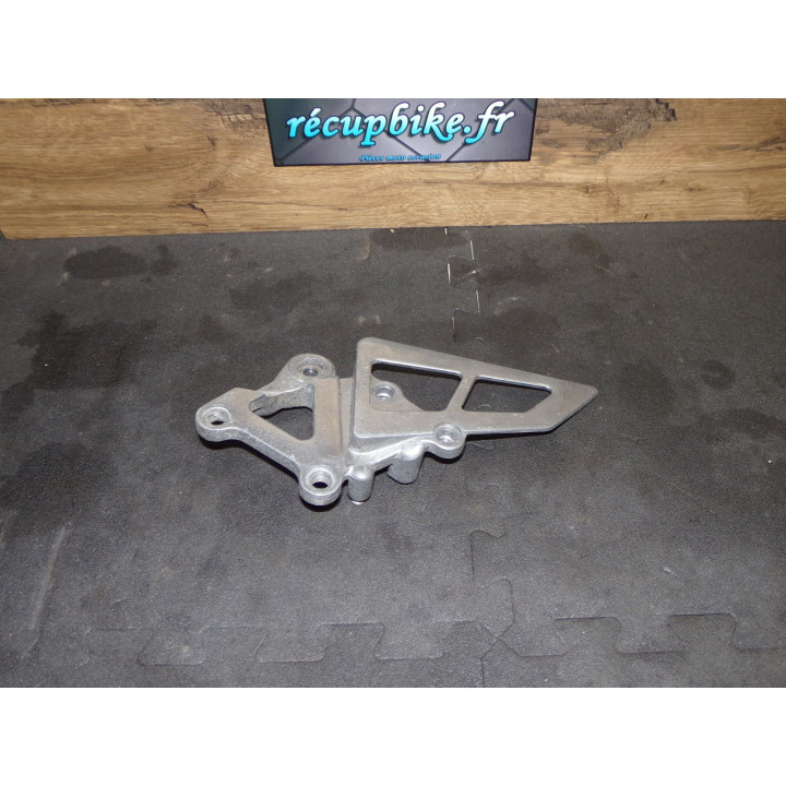 Platine droite Kawasaki ZX-6R 1996