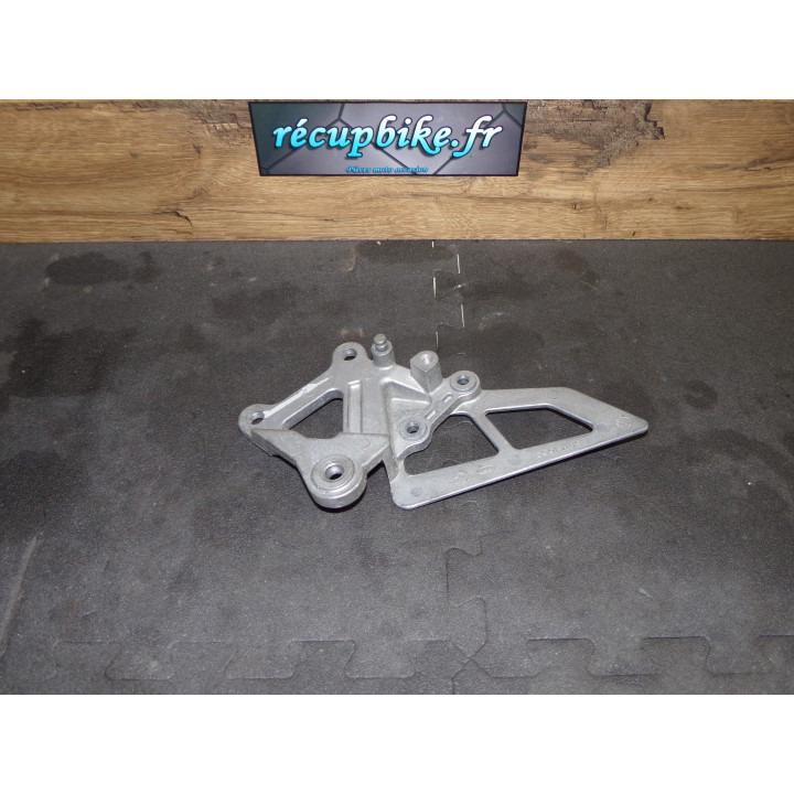 Platine droite Kawasaki ZX-6R 1996