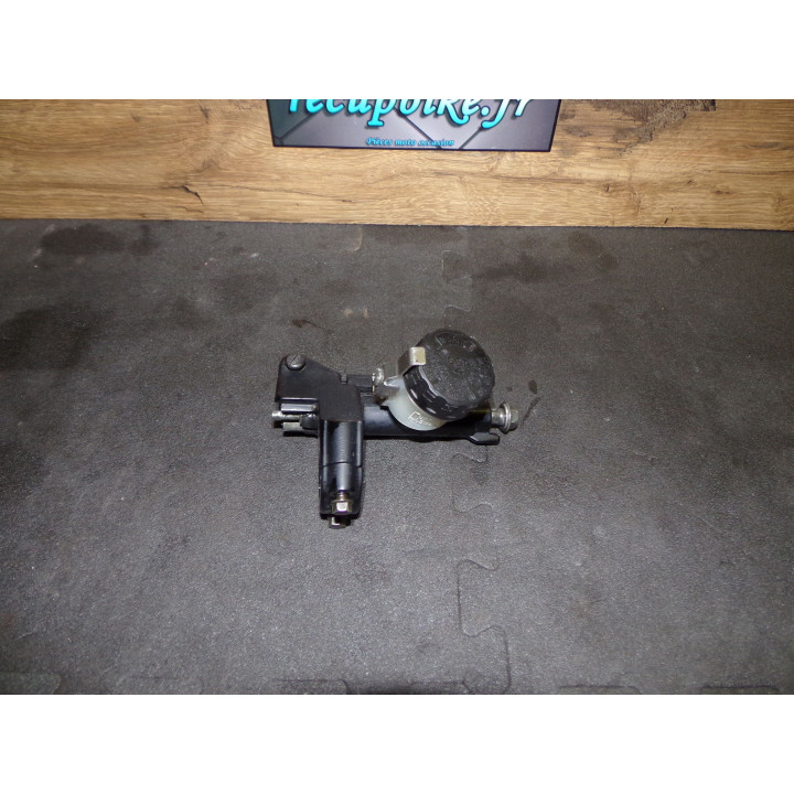Maître cylindre embrayage Suzuki 1000 SV S 2004