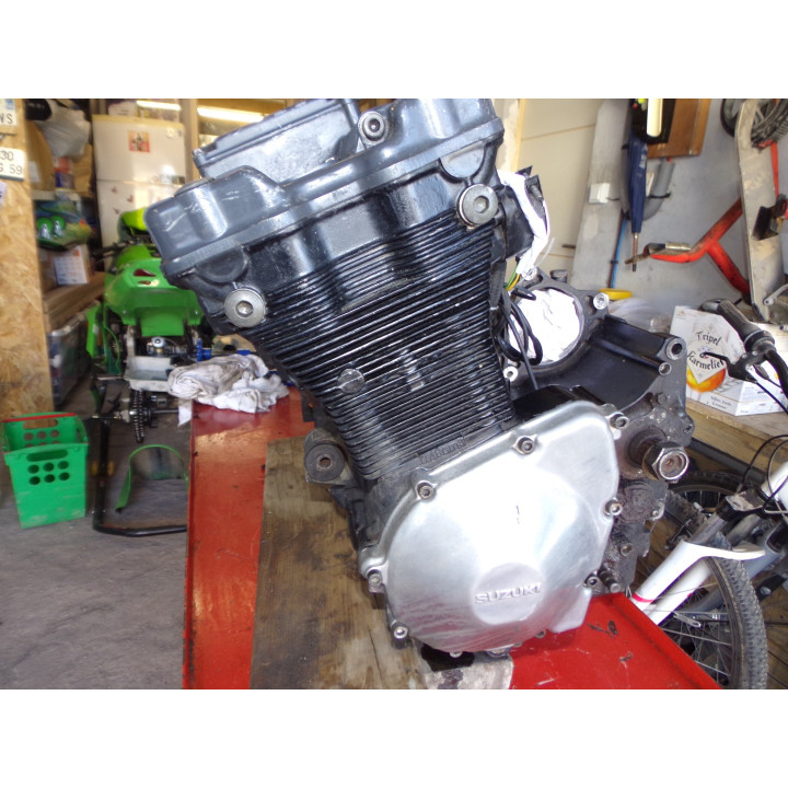 Moteur Suzuki 750 GSX-F R712