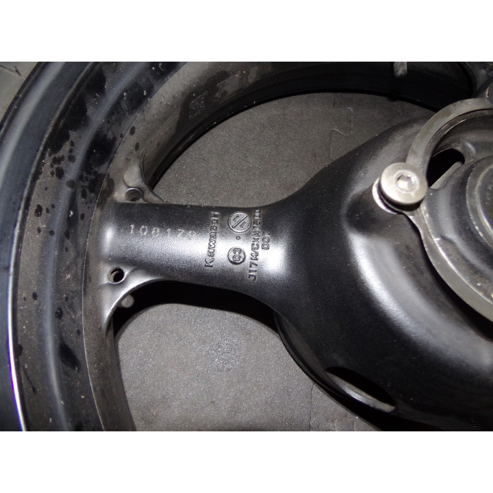 Jante arrière noir Kawasaki ZR-7 2000