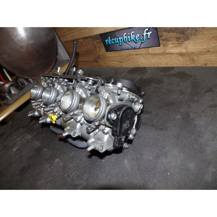 Rampe carburateur Honda 600 Hornet 2002