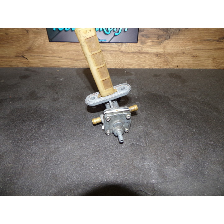 Robinet essence Suzuki GSX-F 750 1995