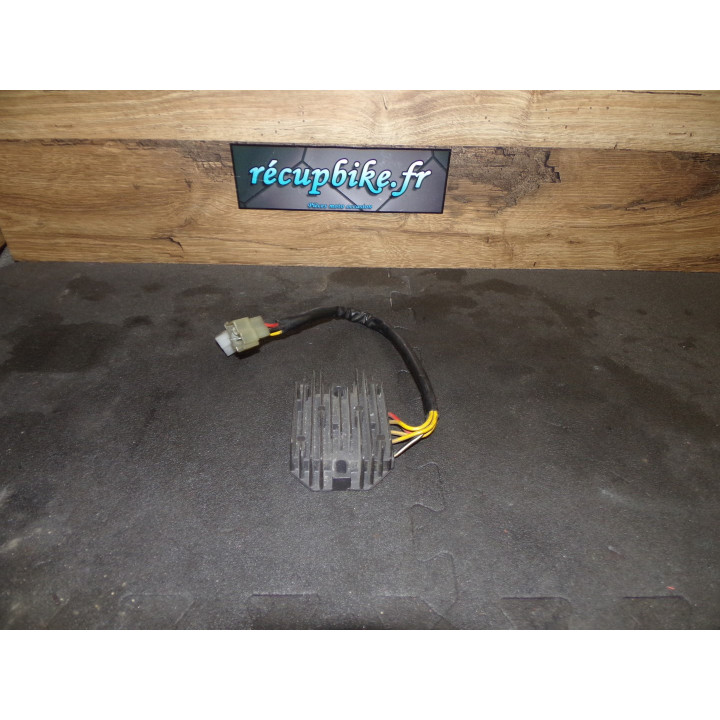 Régulateur charge Suzuki 500 GSE 1995