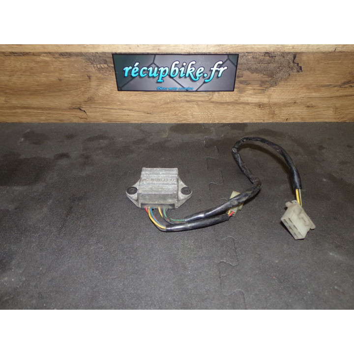 Régulateur charge Kawasaki KZ 1000 1980
