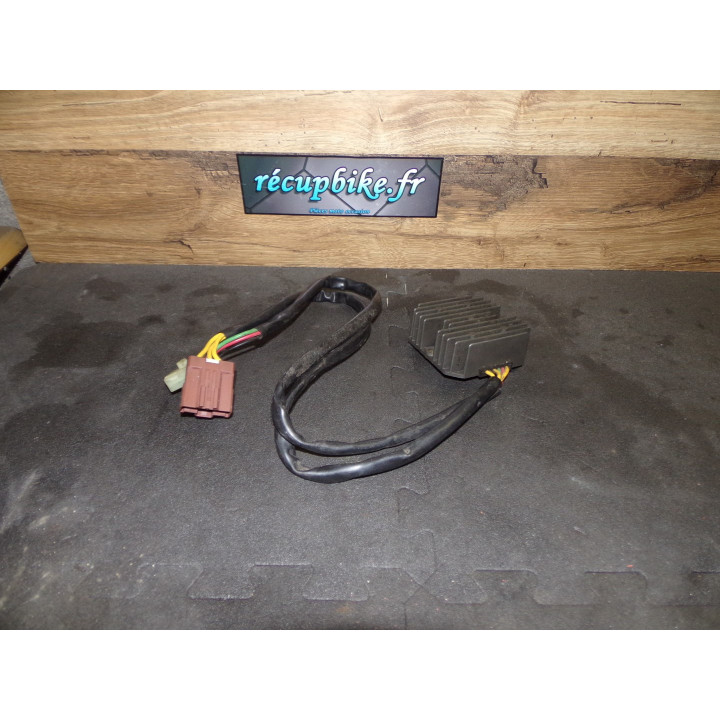 Régulateur charge Aprilia RSV 1000 2001