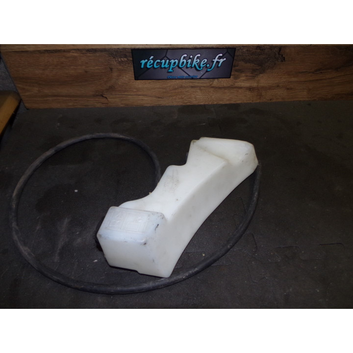 Vase expansion Triumph 955 2004