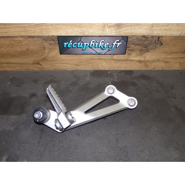 Repose pied passager droit Kawasaki 750 Z