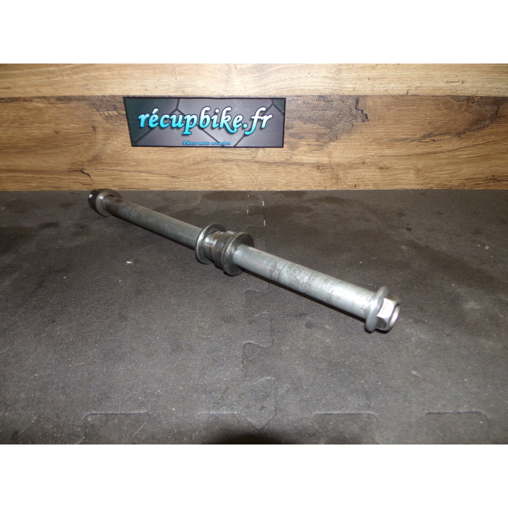 Axe de roue arrière Kawasaki 750 Z 2005