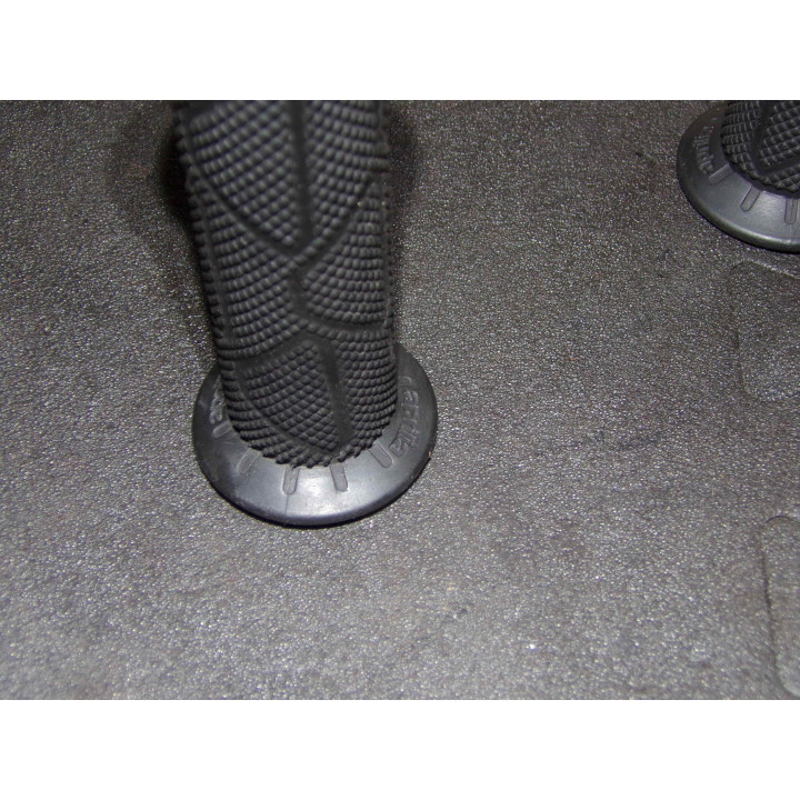 Poignée origine Aprilia Tuono 2005