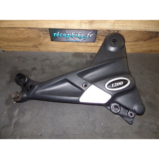 Platine repose pied droite Triumph 1200 Trophy 2000