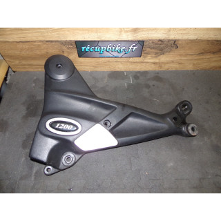 Platine repose pied gauche Triumph 1200 Trophy 2000