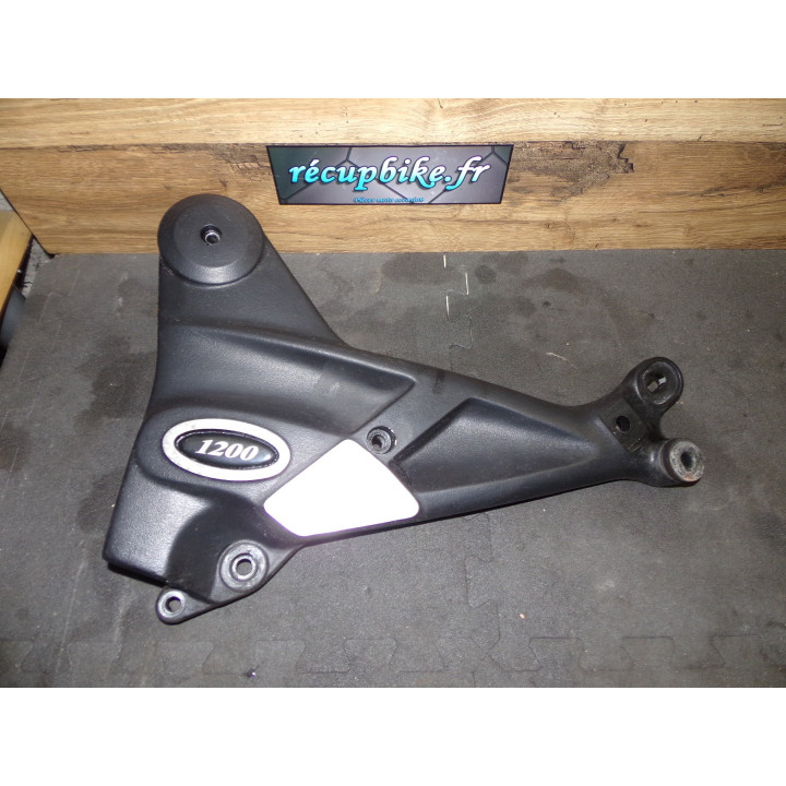Platine repose pied gauche Triumph 1200 Trophy 2000