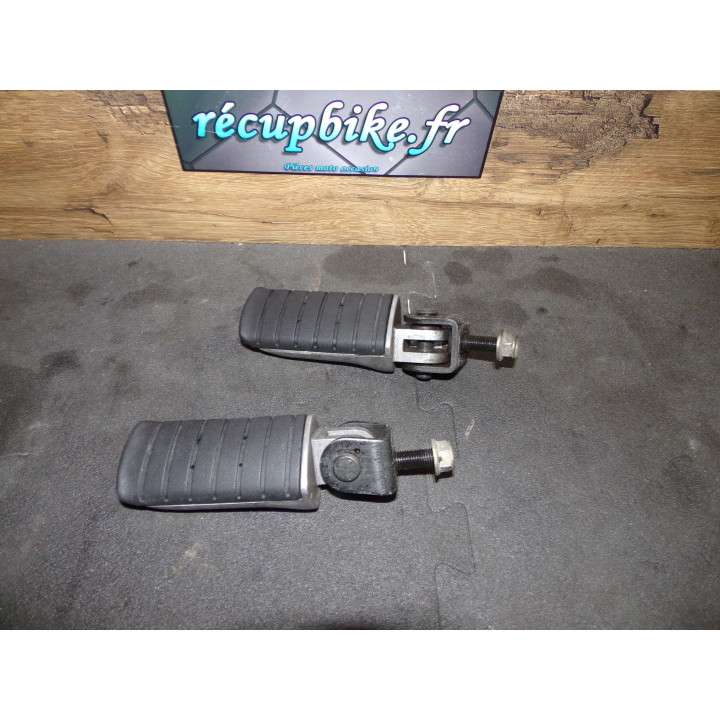 Repose pieds passager Triumph 1200 Trophy 2000