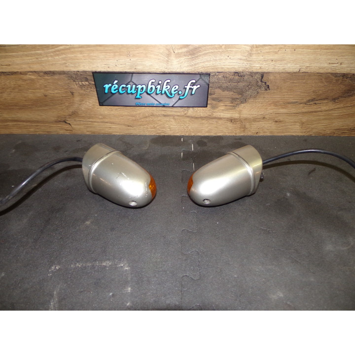 Clignotants arrière Triumph 1200 Trophy 2000