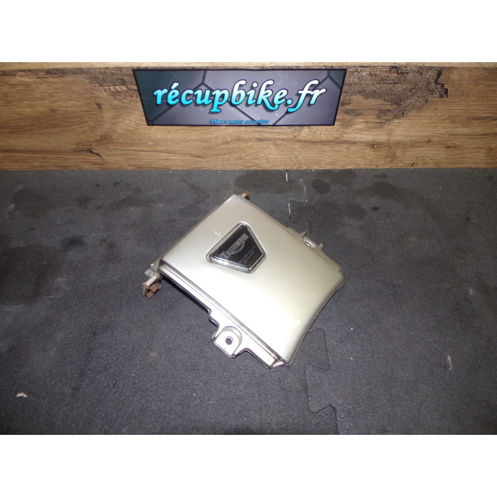 Jonction carénage arrière Triumph 1200 Trophy 2000