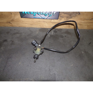 Contacteur frein arrière Triumph 1200 Trophy 2000