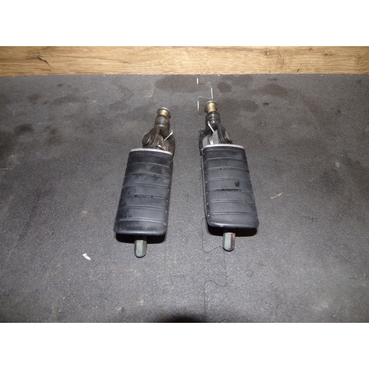 Repose pieds pilote Triumph 1200 Trophy 2000