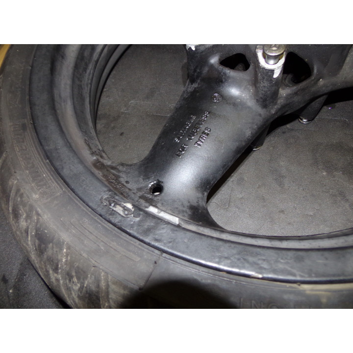 Jante avant Triumph 1200 Trophy 2000