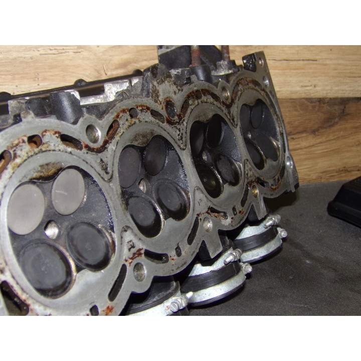 Culasse complète Triumph 1200 Trophy 2000