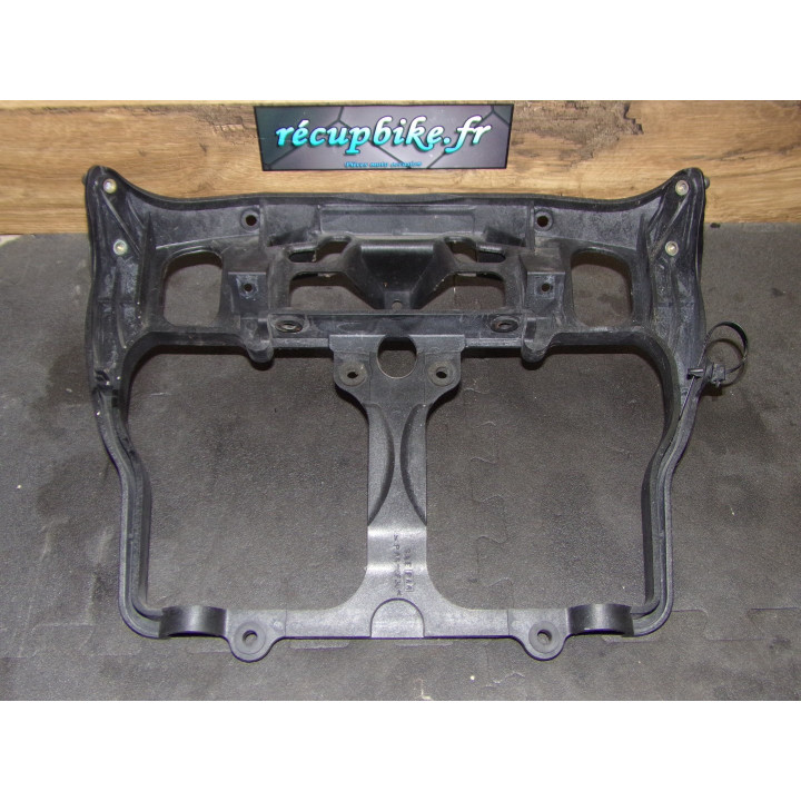 Araignée compteur  plastique Suzuki 750 GSX-F 2006