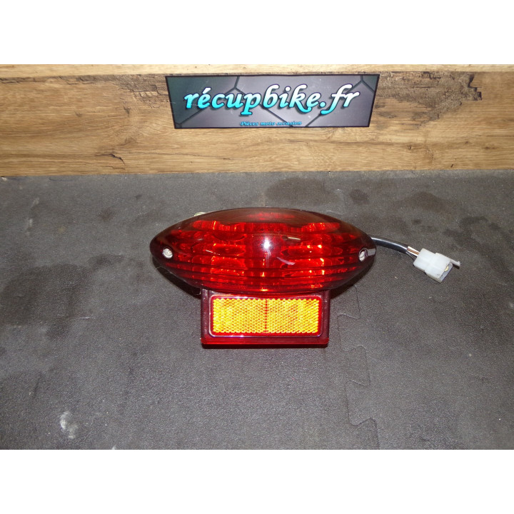 Feu arrière Suzuki 750 GSX-F 2006