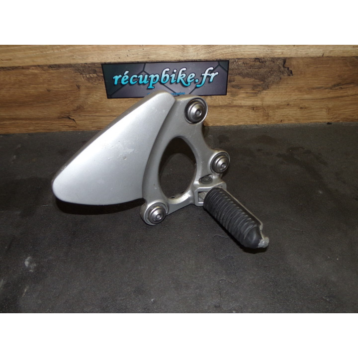 Platine droite Suzuki 750 GSX-F 2006