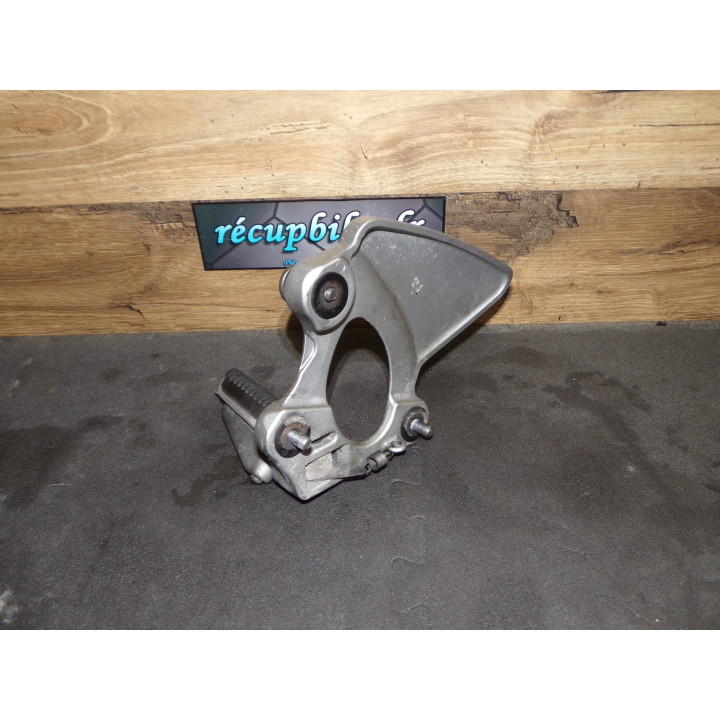 Platine droite Suzuki 750 GSX-F 2006