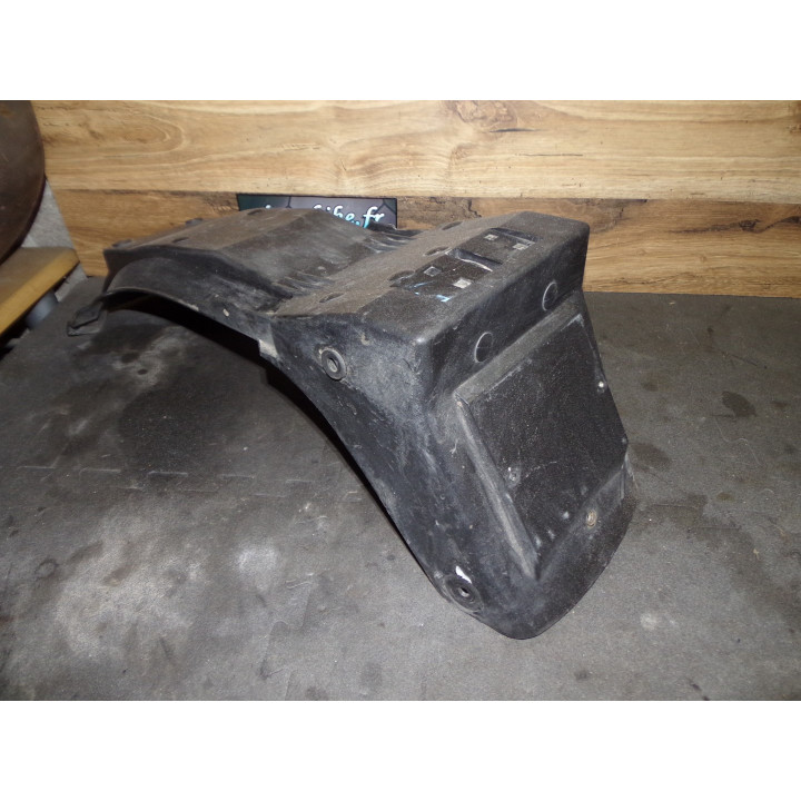 Passage de roue Triumph 1200 Trophy 2000