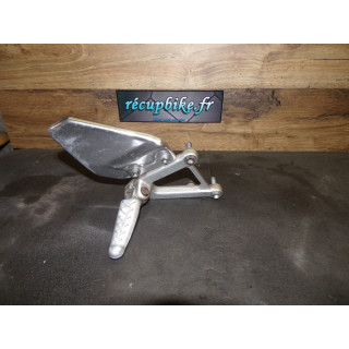 Platine repose pied droit Aprilia RSV 1000 2000