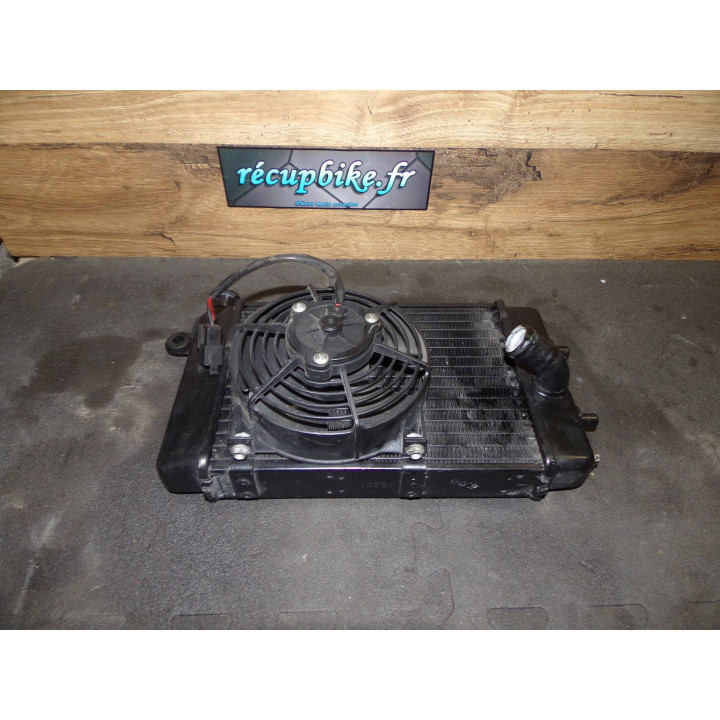Radiateur gauche ventilateur Aprilia RSV 1000 2000