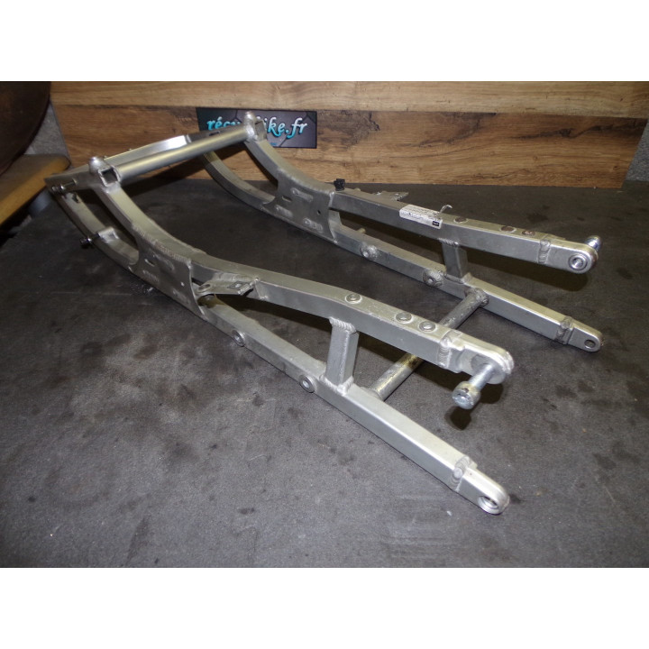 Boucle arrière Aprilia RSV 1000 2000