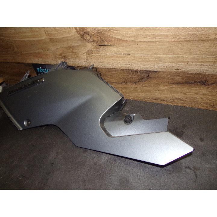 Plastique sous réservoir gauche BMW K1200 GT 2006