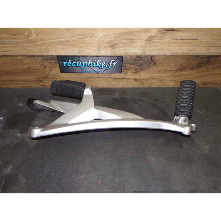 Platine repose pied gauche BMW K1200 GT 2006