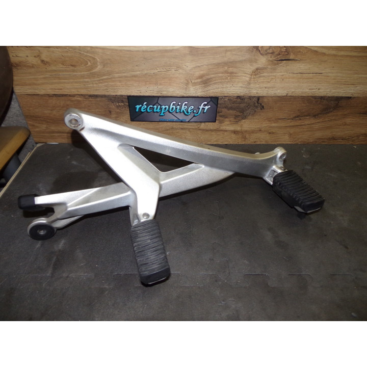 Platine repose pied droit BMW K1200 GT 2006