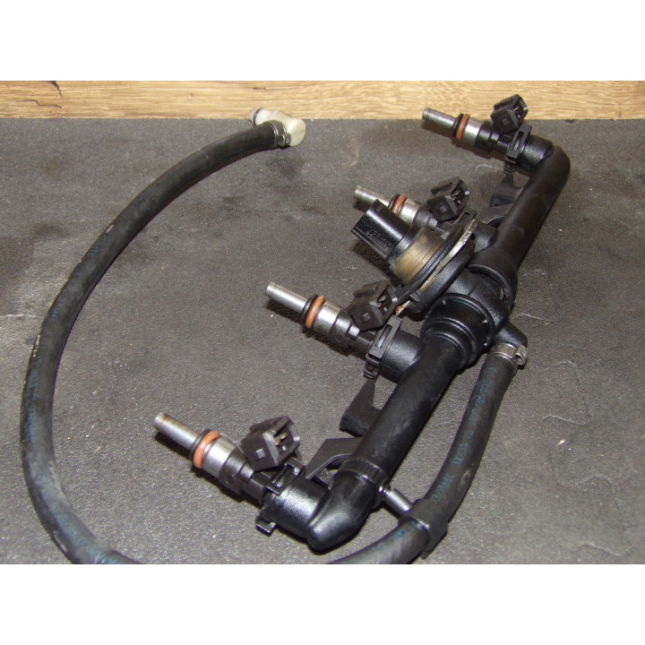 Rampe injection BMW K1200 GT 2006 occasion au meilleur prix - Recup Bike