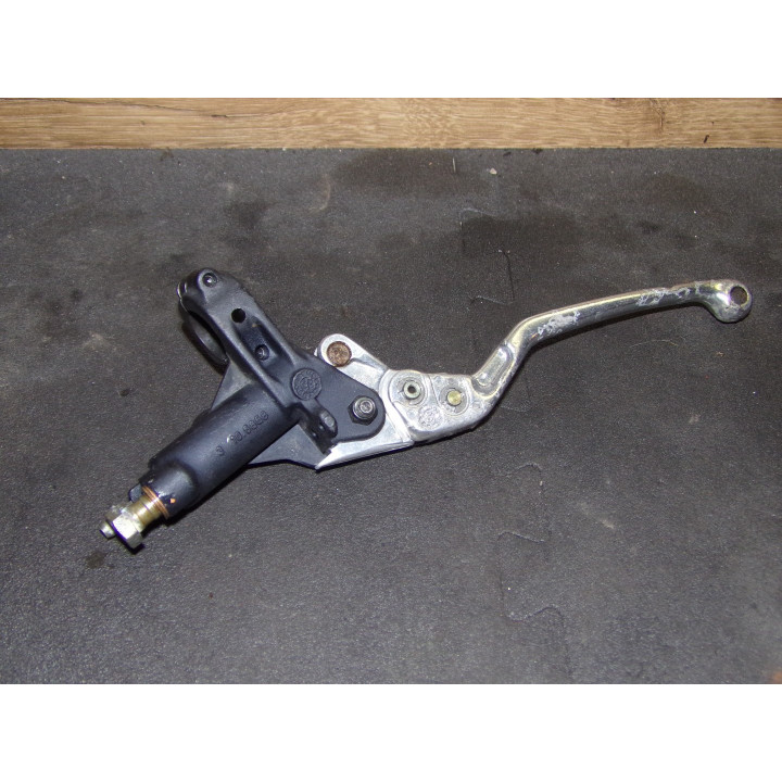 Maître cylindre frein avant Aprilia RSV 1000 2000