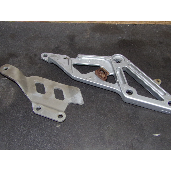 Platine droite Suzuki 750 GSXR W 1992