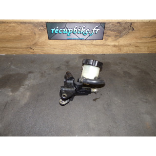 Maître cylindre frein avant Suzuki 750 GSXR W 1992