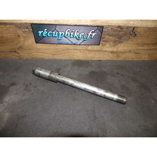 Axe roue avant Suzuki 750 GSXR W 1992