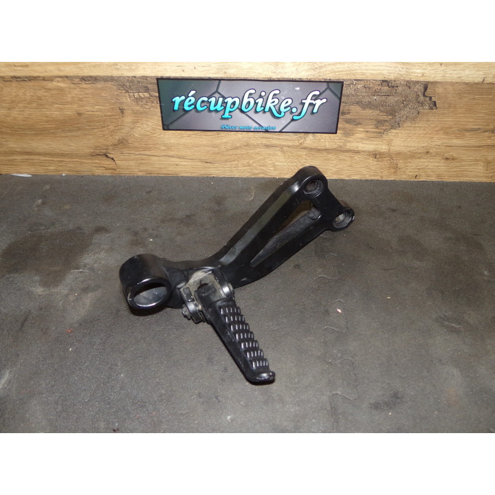 Repose pied passager droit Kawasaki 750 Z 2004